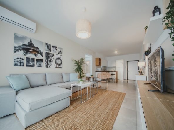 Общая комната - Апартаменты 2+2 в жилом комплексе у моря